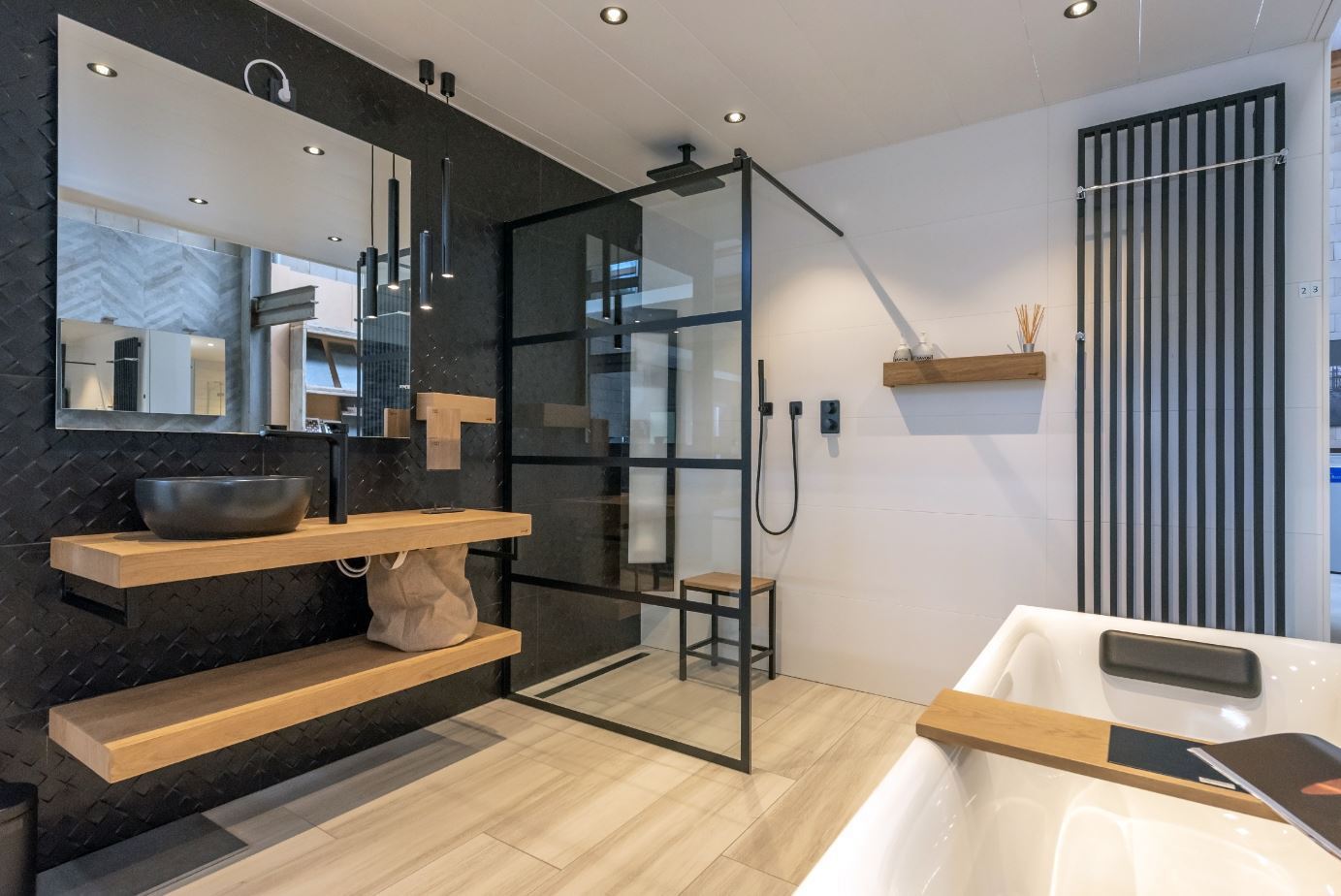 Pure ontspanning, gewoon bij je thuis. Bij Sanidrôme vind je verschillende badkamer opstellingen in verschillende stijlen. Een complete badkamer van A tot Z #sanidrome #badkamer #completebadkamer #badkamerinspiratie #badkameridee #badkamerkopen