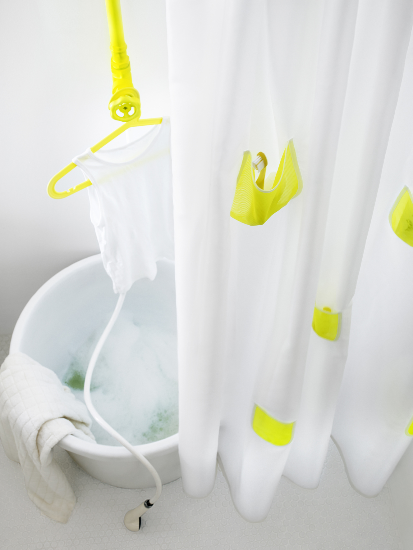 Badkamer opruimen met handige SPRUTT opbergers van IKEA