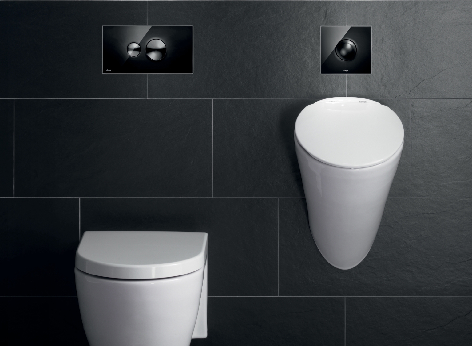 Stijlvolle zwarte design-bedieningsplaat voor wc en urinoir - Viega Visign for Style