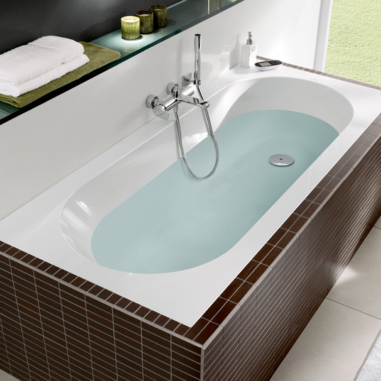 Villeroy & Boch bad Oberon. Ook verkrijgbaar als whirlpool